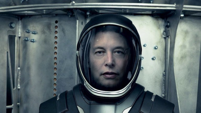Elon-Musk-CEO-Tesla-sous-les-feux-de-la-rampe1-Atlaneastro