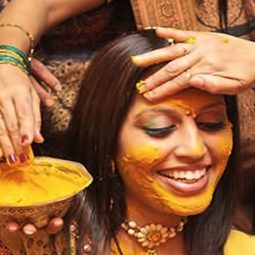 les femmes les rituels secrets de beauté onguents-la-peau-cheveux-Atlaneastro