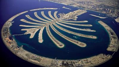 Dubai-la-ville-futuriste-qui-veut-surfer-projets-Atlaneastro