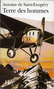 A; de St Exupéry son livre Vol de nuit aviateur part.1-Atlaneastro