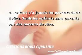 citation Boris Cyrulnik photo pieds de bébé-Atlaneastro